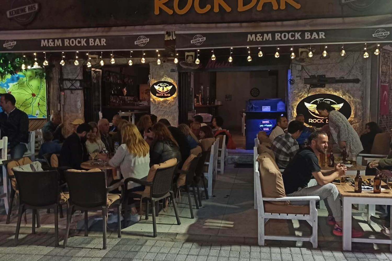 Dalyan Rock Bar, Dalyan nights are lively and pleasant